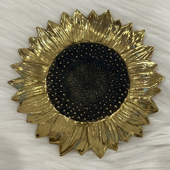 Michael Aram Sunflower Catch All Dishes - Picture 2 of 7